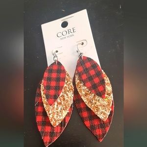 Dangle earrings